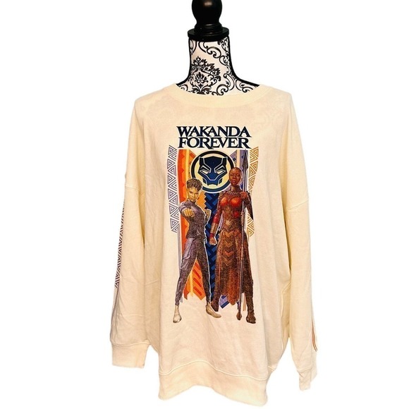 Wakanda Tops - NWT Marvel Wakanda Forever Unisex Sweatshirt Size Large